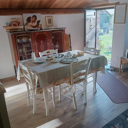 Frühstückspension Il Giardino Dei Sogni Montefortino